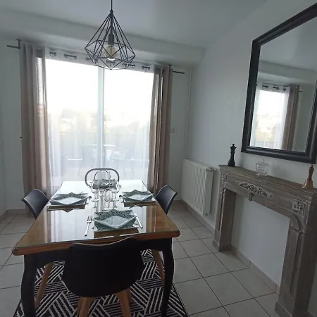 Apartmán T2 - Terrasse Avec Vue Imprenable - Secteur Gare Poitiers